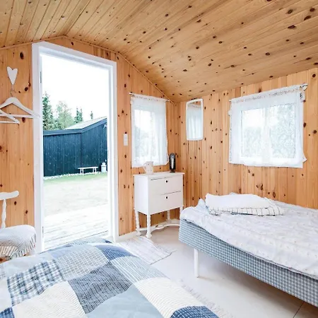 Three-bedroom Holiday In Hadsund Nørre Hurup