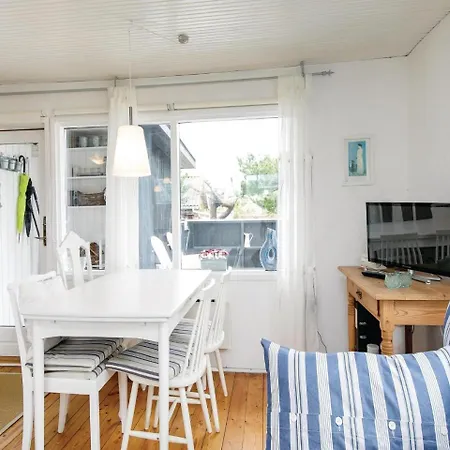 Three-bedroom Holiday In Hadsund Feriehus Nørre Hurup