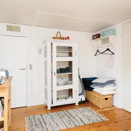 Three-bedroom Holiday In Hadsund Feriehus