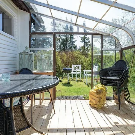 Three-bedroom Holiday In Hadsund Feriehus