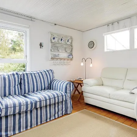 Three-bedroom Holiday In Hadsund Feriehus Nørre Hurup