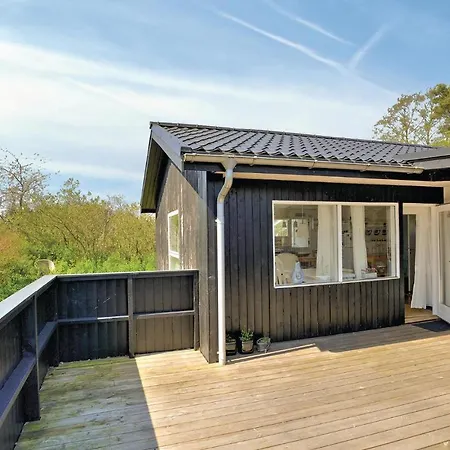 Three-bedroom Holiday In Hadsund *