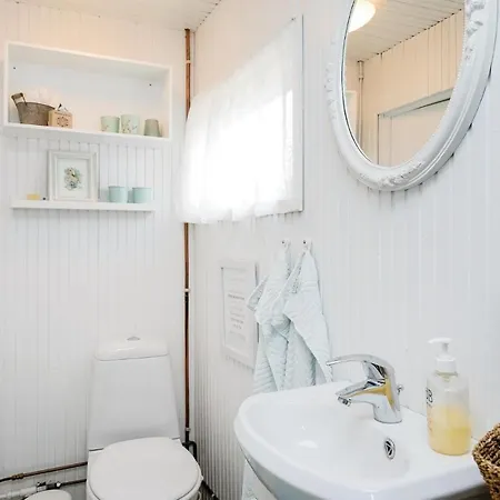 Three-bedroom Holiday In Hadsund Nørre Hurup