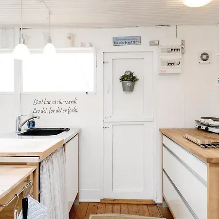Three-bedroom Holiday In Hadsund